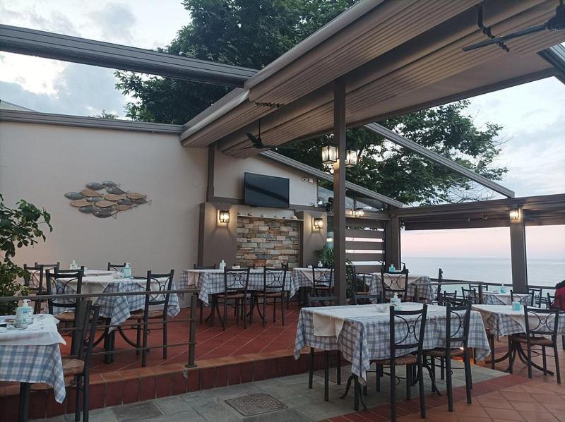 Ενοικιαζόμενα Δωμάτια "Pelion Plaza" Agios Ioannis  Ngoại thất bức ảnh
